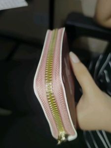 Chic Wallet With Cute Design