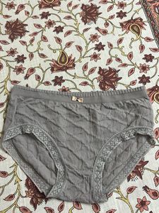 Padded Bralettes With One Free Brief