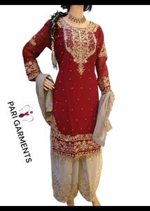 Elegant Embroidered Kurta Set