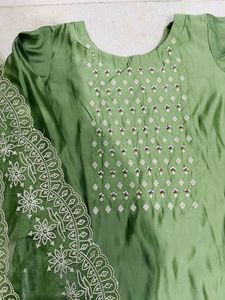 Pakistani Suit Set