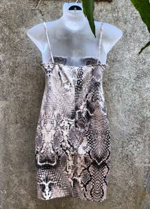 3.26.1 SEXY BODYCON
