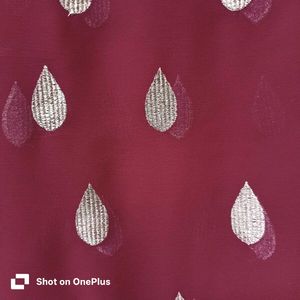 Heavy Zaria work, elegant maroon saree