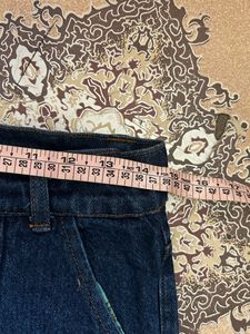 Mom Fit Blue Jeans