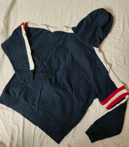 U.S. Polo Assn. Hooded Sweatshirt (M SIZE)