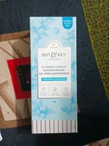 Dot &amp; Key Oil-Free Moisturizer