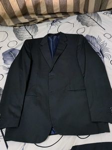 Coat42",pant34",PeterEngland,excellent!!
