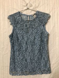 H&M Blue Lace Top - Size