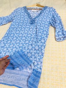 H&amp;M Blue Patterned Tunic Top