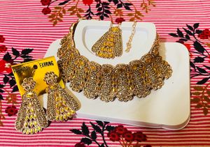 Choker Set