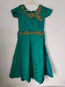Elegant Emerald Green Dress