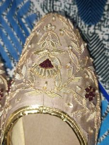 Embroidered Ethnic Mojari Sandals