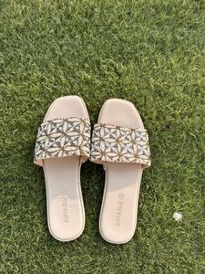 Luna Blu Beaded Sandals