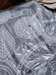 Violet White Bedsheet With Leaf Print