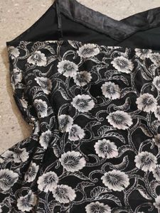 Black Pinteresty Sparkly Floral Cami Top