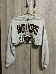 H&amp;M Sacramento Crop Top