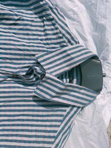 Striped Men&#39;s Shirt