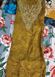 Elegant Embroidered Kurta Set