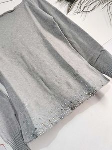 Gray Embellished Long Sleeve Top🧡