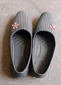Women Black Belly