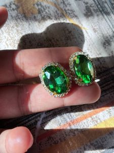 Green Studs