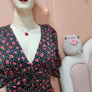 🌹 Floral Mini Bodycon Dress! 🌹