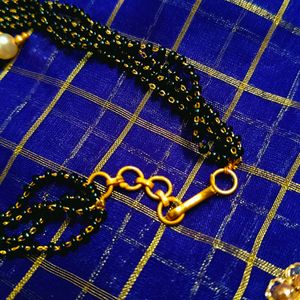 Matt Finish Pendant With Blackbeads