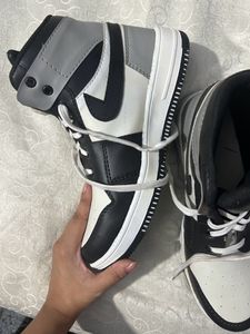 SALE‼️ NIKE JORDEN. (NEW) (fresh)