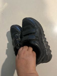 Liberty School Shoes Size 2. (8-10 Yrs)