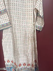 Price Drop W Elegant Festive Printed Kurti