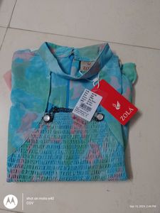 Women Top With New Tag