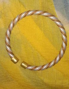 Two-Tone Twisted Torque Kada