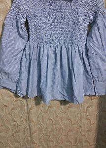 Off Shoulder TOP