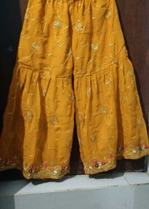 Emerald Green Embroidered Kurti