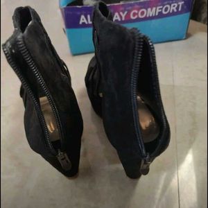 New Black Colour Heel