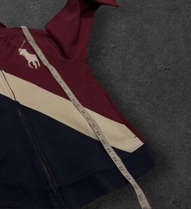 Polo Zipper