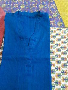 Women&#39;s Festive Kurti
