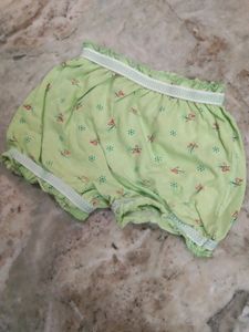 Short Nikker