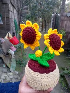 2 Crochet Sunflower 🌻 Pot In Size Big N Small