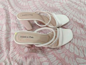 Strappy Blocked Heeled Sandals