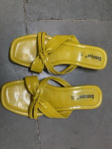 Yellow Gemique Knot Sandals