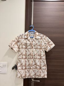 Tie and Dye Men shirt size M