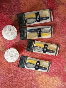 Liveasy Tongue Cleaner And Earbuds
