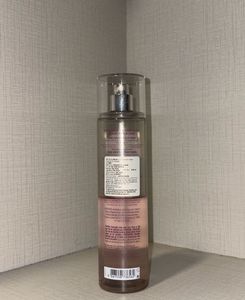 Bath &amp; Body Works Strawberry Snowflakes Fine Fragr