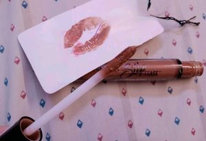NYX  full color slip tease lip oil