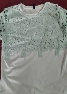 BENETTON patchwork/cutwork top women