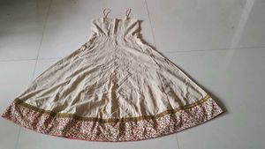 Sleeveless Floorlength Anarkali