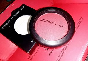 MAC Blush &amp; Skinfinish Set