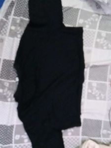 H&amp;m Black Crop Top
