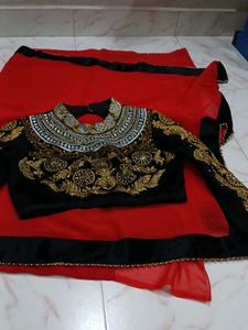 Saree With Velvet Border And Blouse