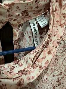 ⭐️Forever New⭐️ Printed beautiful top